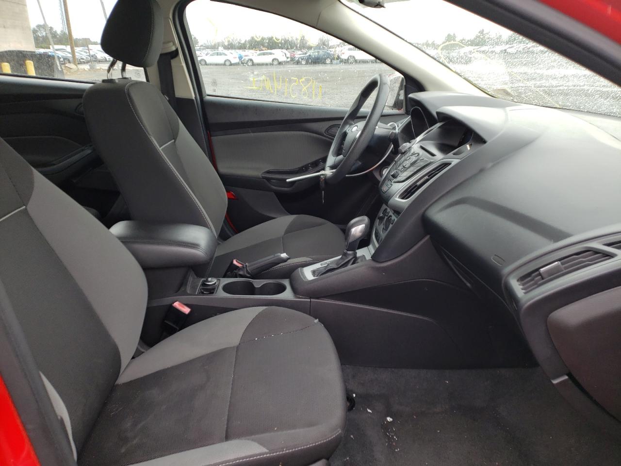 Photo 5 from auction – 2012 FORD FOCUS SE with VIN 1FAHP3F28CL268389