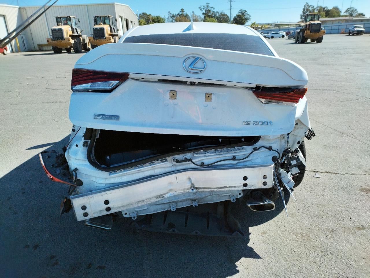 Photo 9 from auction – 2017 LEXUS IS 200T with VIN JTHBA1D29H5047063