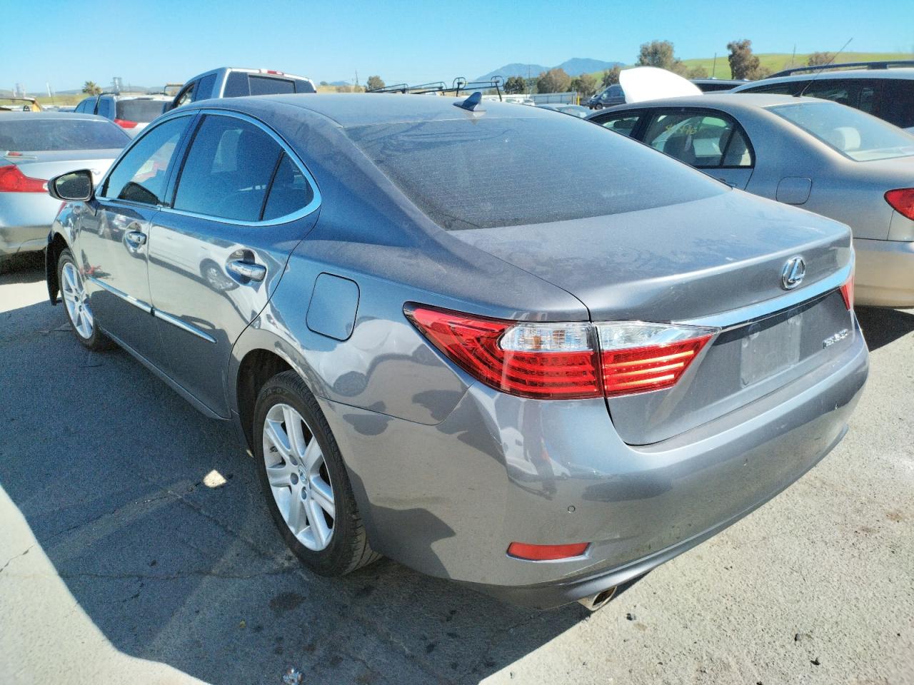 Photo 3 from auction – 2013 LEXUS ES 350 with VIN JTHBK1GG2D2005236