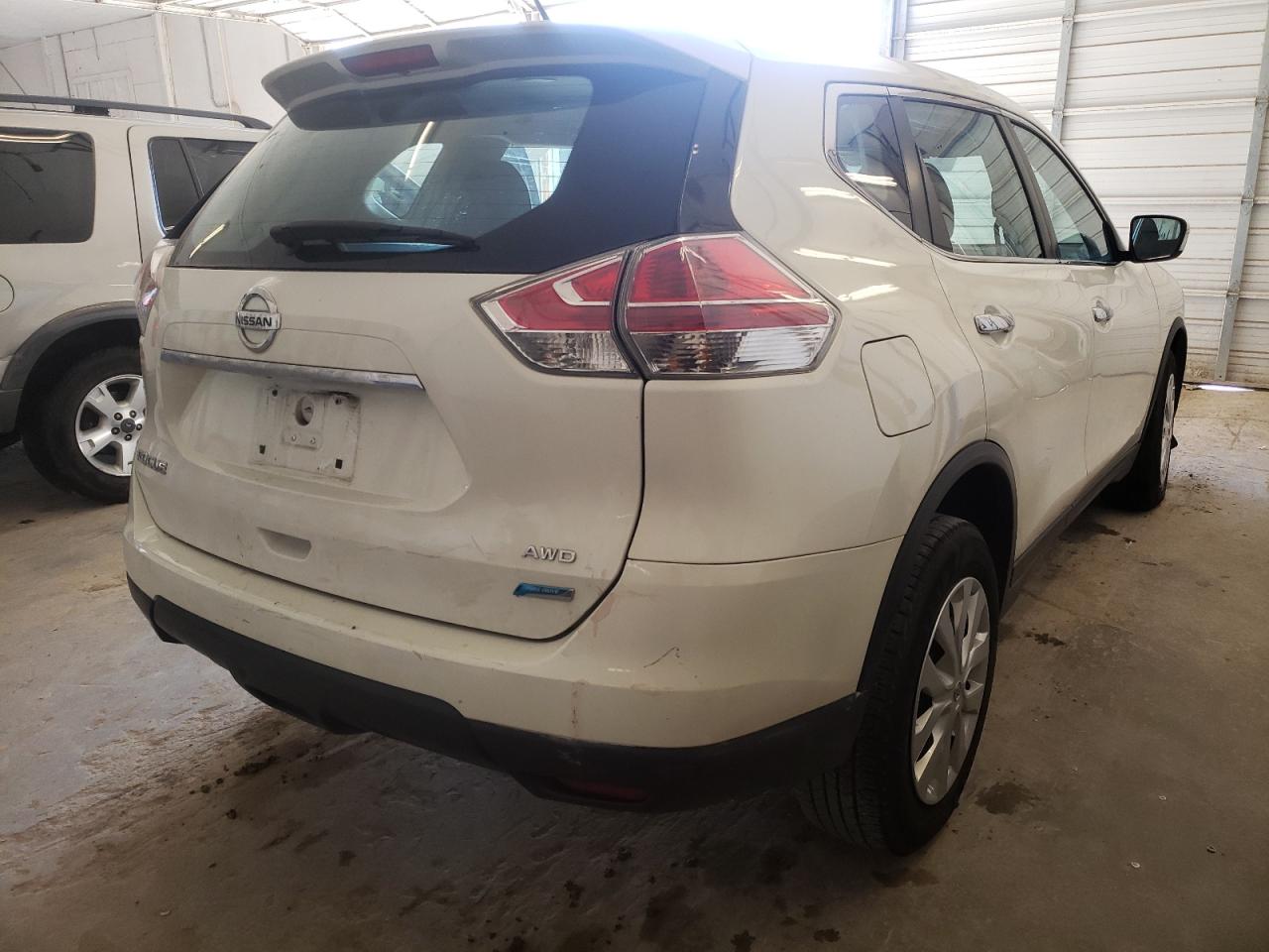 Photo 4 from auction – 2014 NISSAN ROGUE S with VIN 5N1AT2MV0EC806578