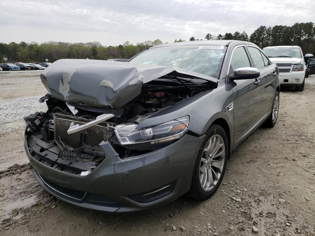 Photo 2 from auction – 2014 FORD TAURUS LIM with VIN 1FAHP2F84EG176593
