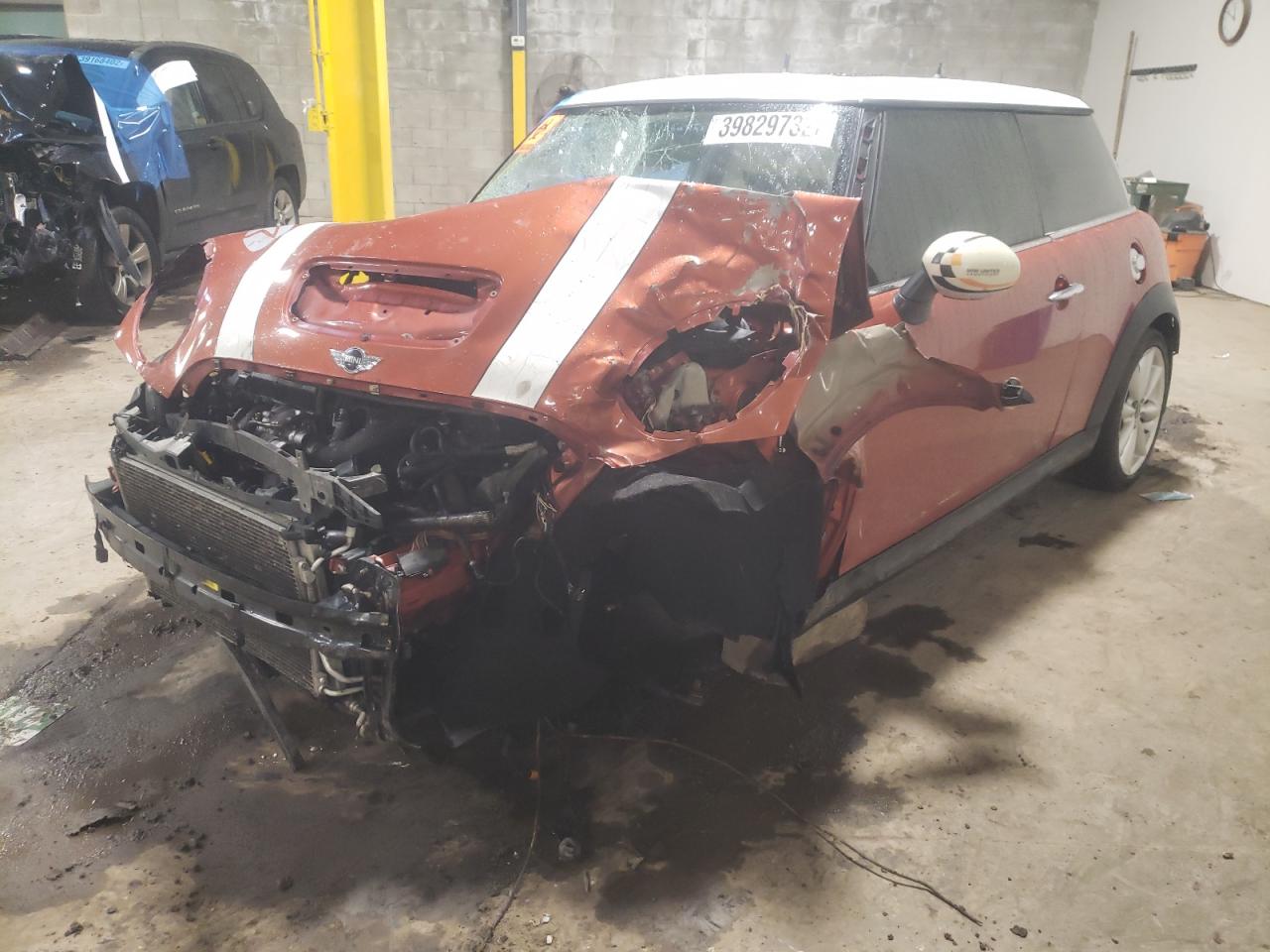 Photo 2 from auction – 2011 MINI COOPER S with VIN WMWSV3C57BTY21288