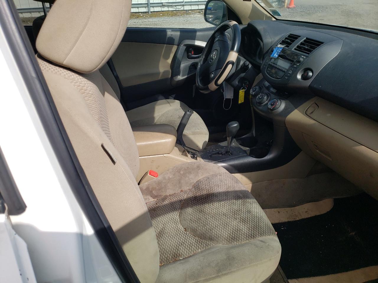 Photo 5 from auction – 2011 TOYOTA RAV4 with VIN 2T3ZF4DV9BW097569