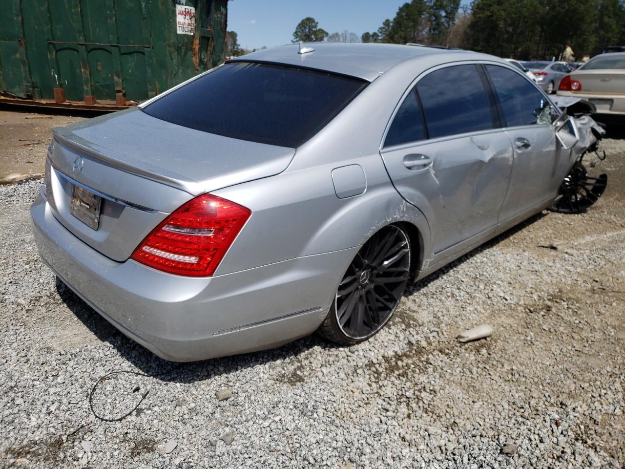Photo 4 from auction – 2011 MERCEDES-BENZ S 550 with VIN WDDNG7BB3BA386151