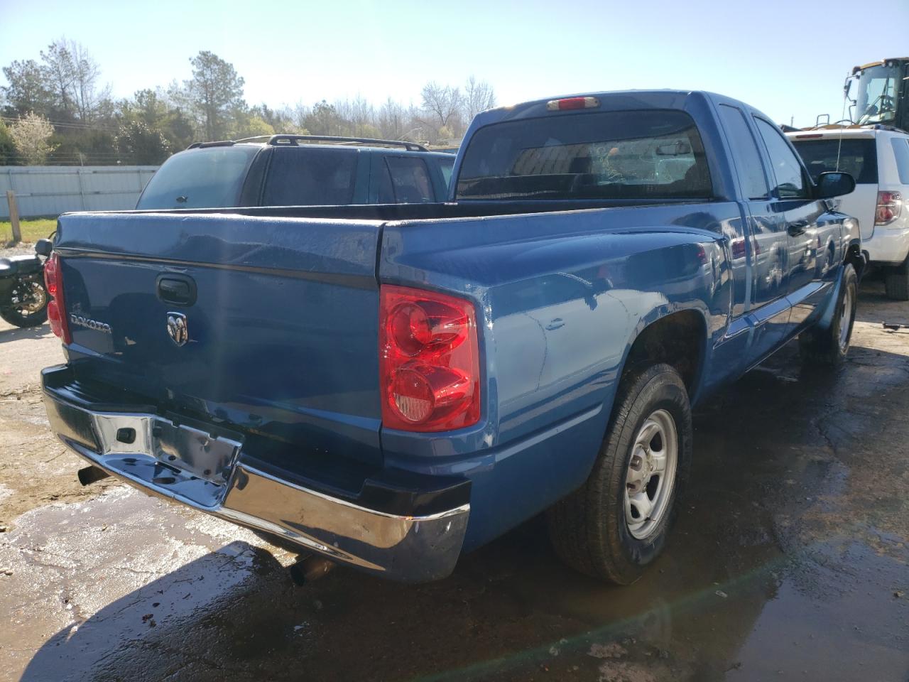 Photo 4 from auction – 2005 DODGE DAKOTA ST with VIN 1D7HE22K95S297494