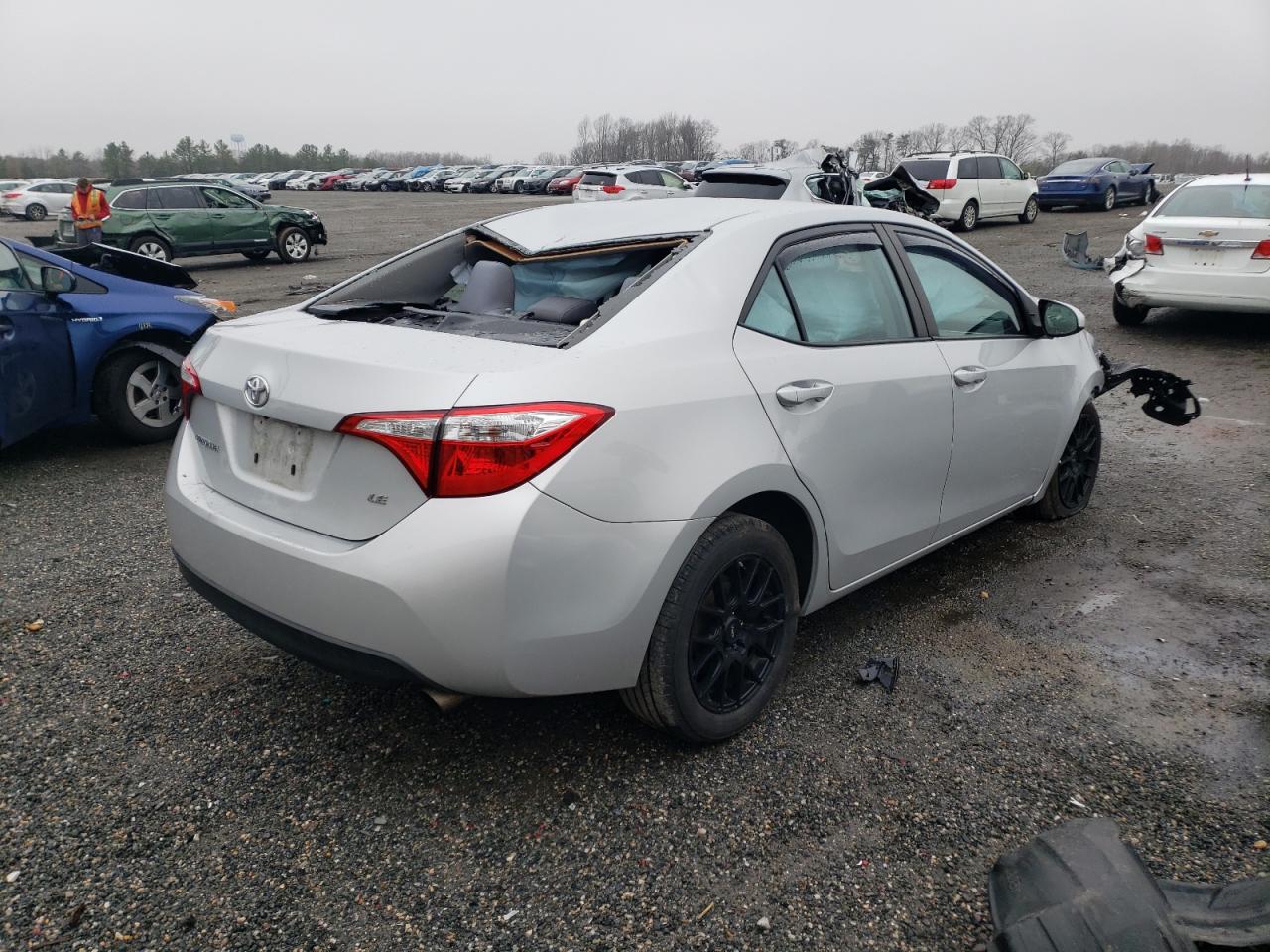 Photo 4 from auction – 2016 TOYOTA COROLLA L with VIN 2T1BURHE9GC633341
