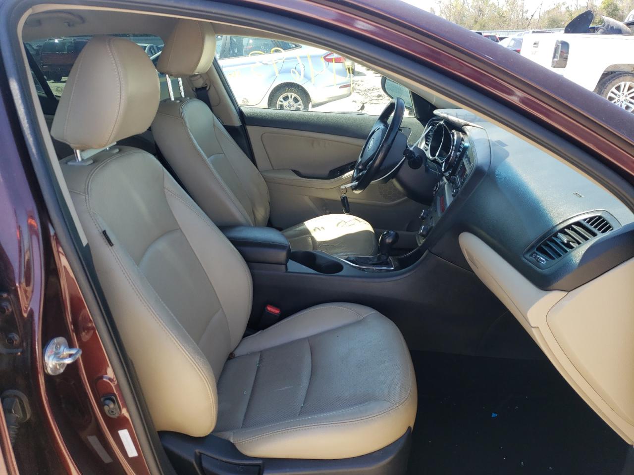 Photo 5 from auction – 2013 KIA OPTIMA EX with VIN 5XXGN4A79DG100931