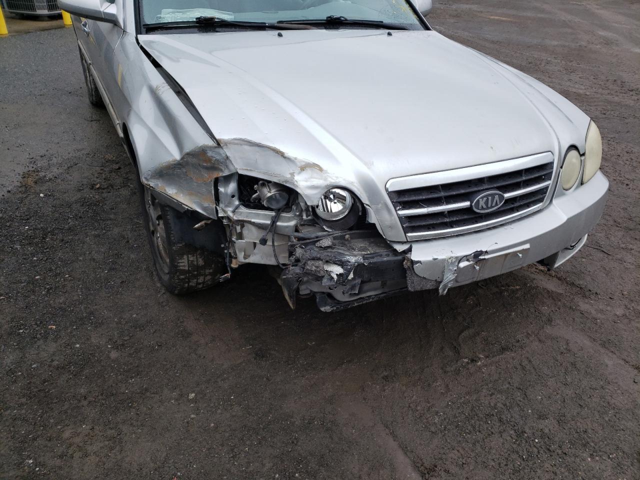 Foto 9 de la subasta – 2005 KIA OPTIMA LX con VIN KNAGD128755410104
