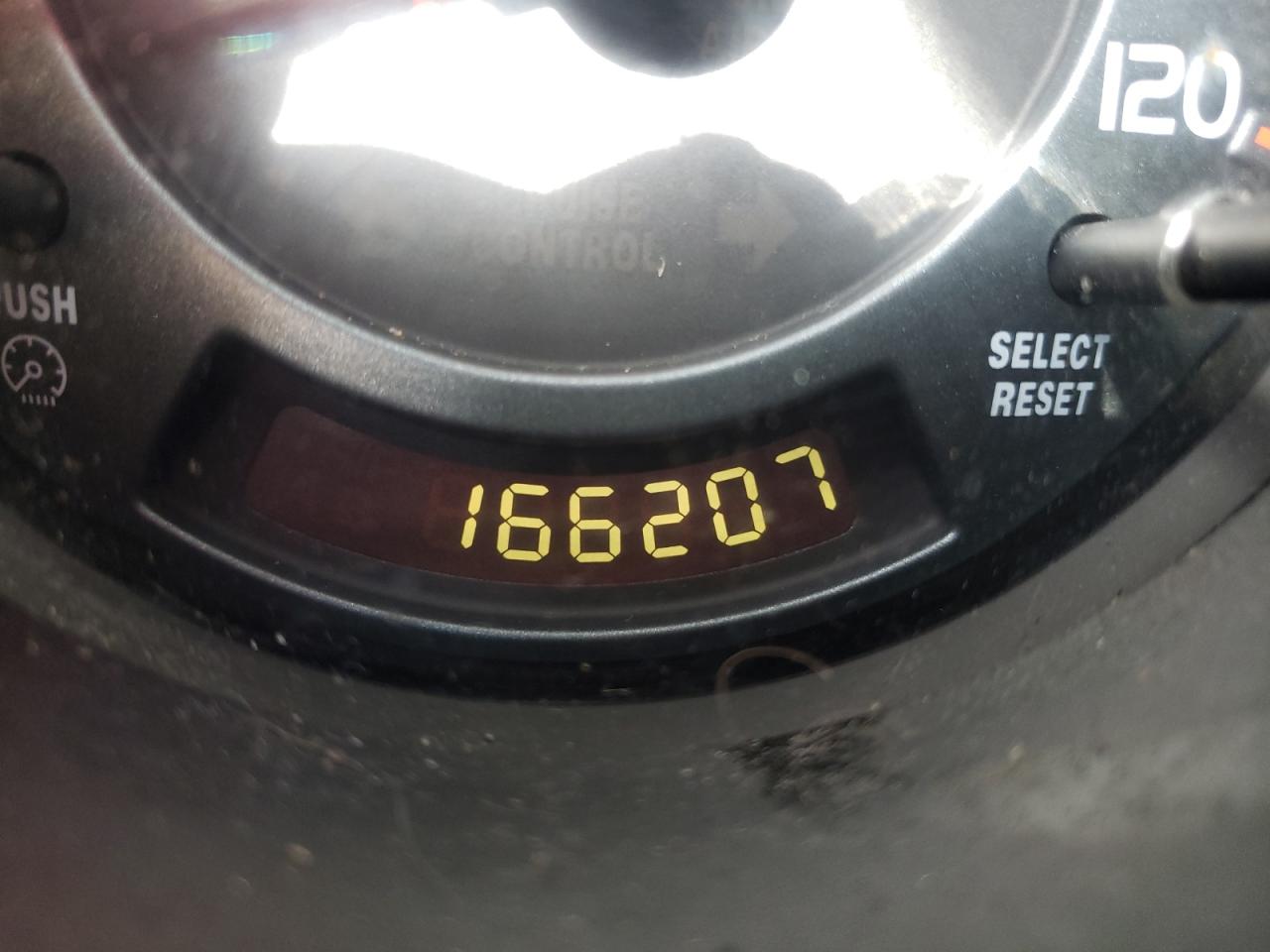 Photo 8 from auction – 2004 HONDA ELEMENT EX with VIN 5J6YH18544L013348