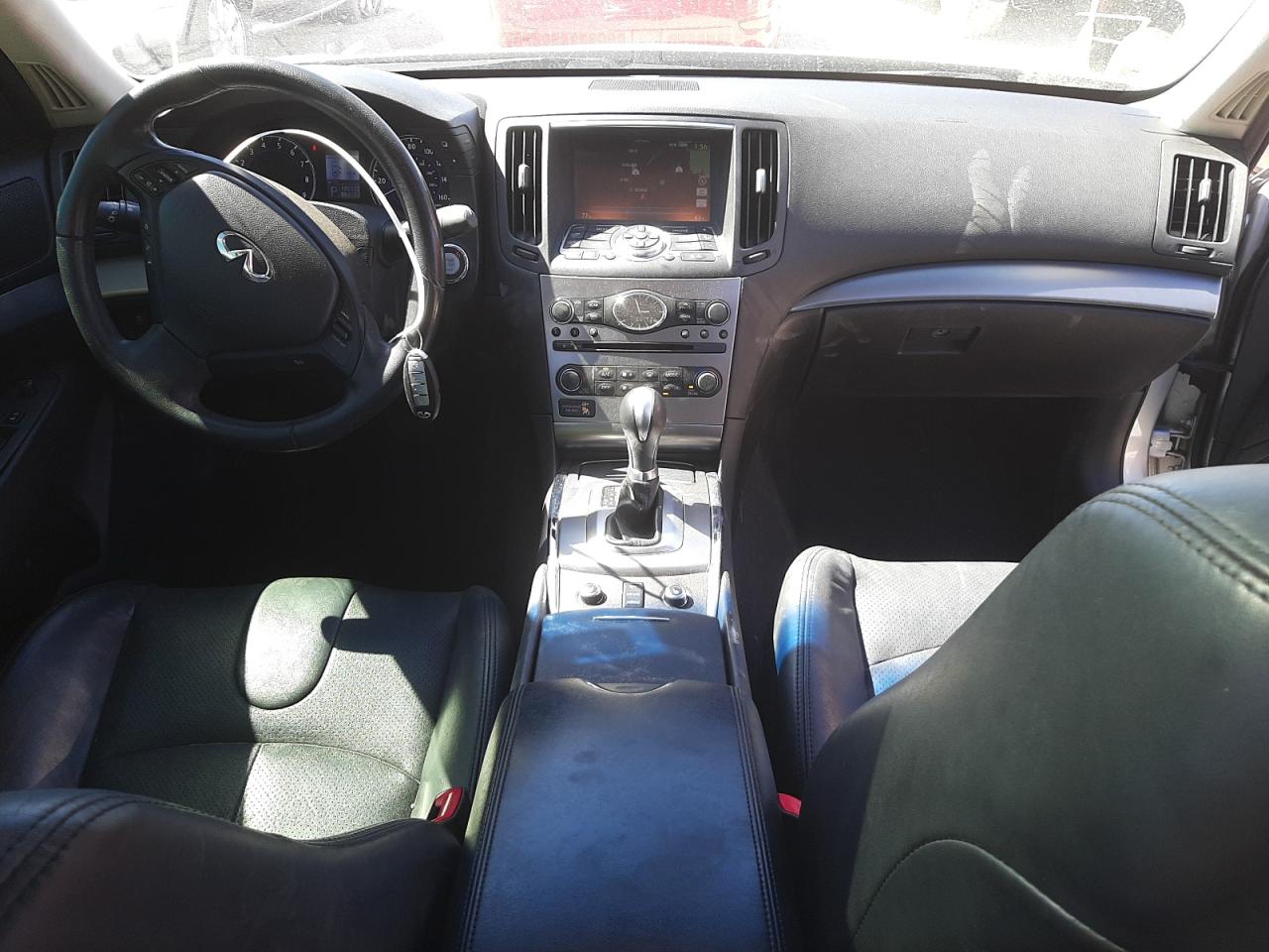 Photo 9 from auction – 2015 INFINITI Q40 with VIN JN1CV6AR4FM650758