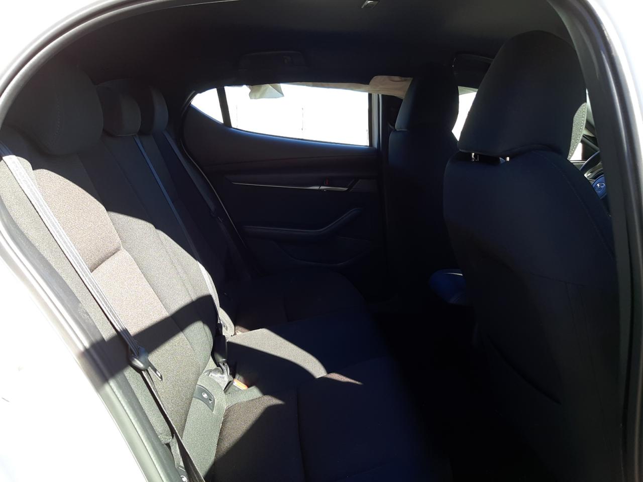 Photo 6 from auction – 2021 MAZDA 3 with VIN JM1BPAJL6M1309250