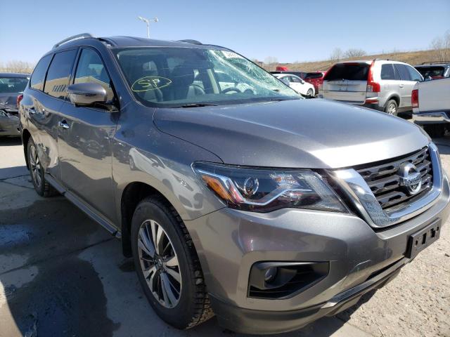 NISSAN PATHFINDER 2017 with VIN 5N1DR2MM6HC697647 - Photo from auction