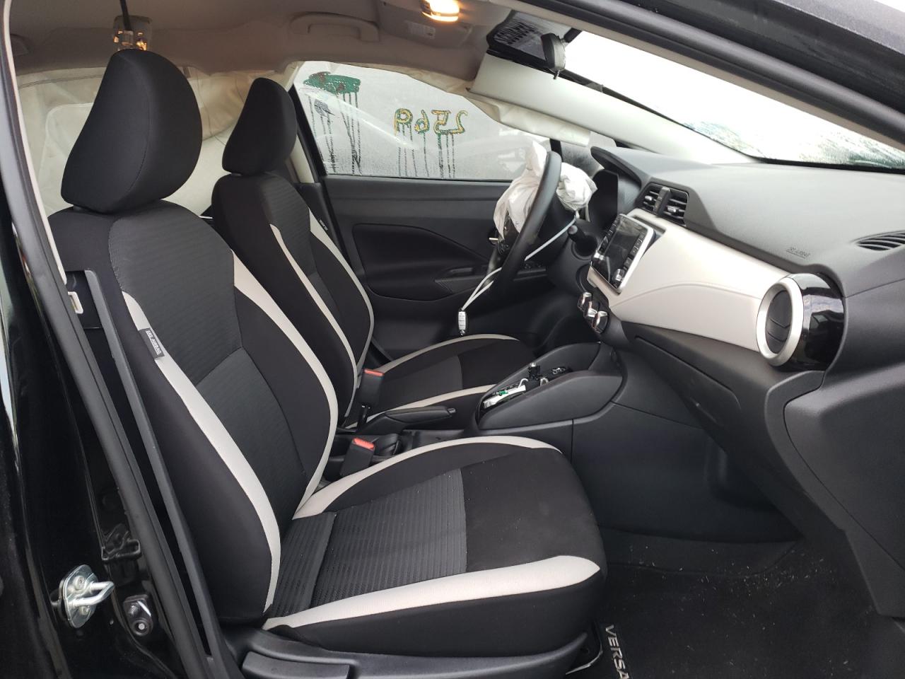 Photo 5 from auction – 2022 NISSAN VERSA with VIN 3N1CN8EVXNL821122