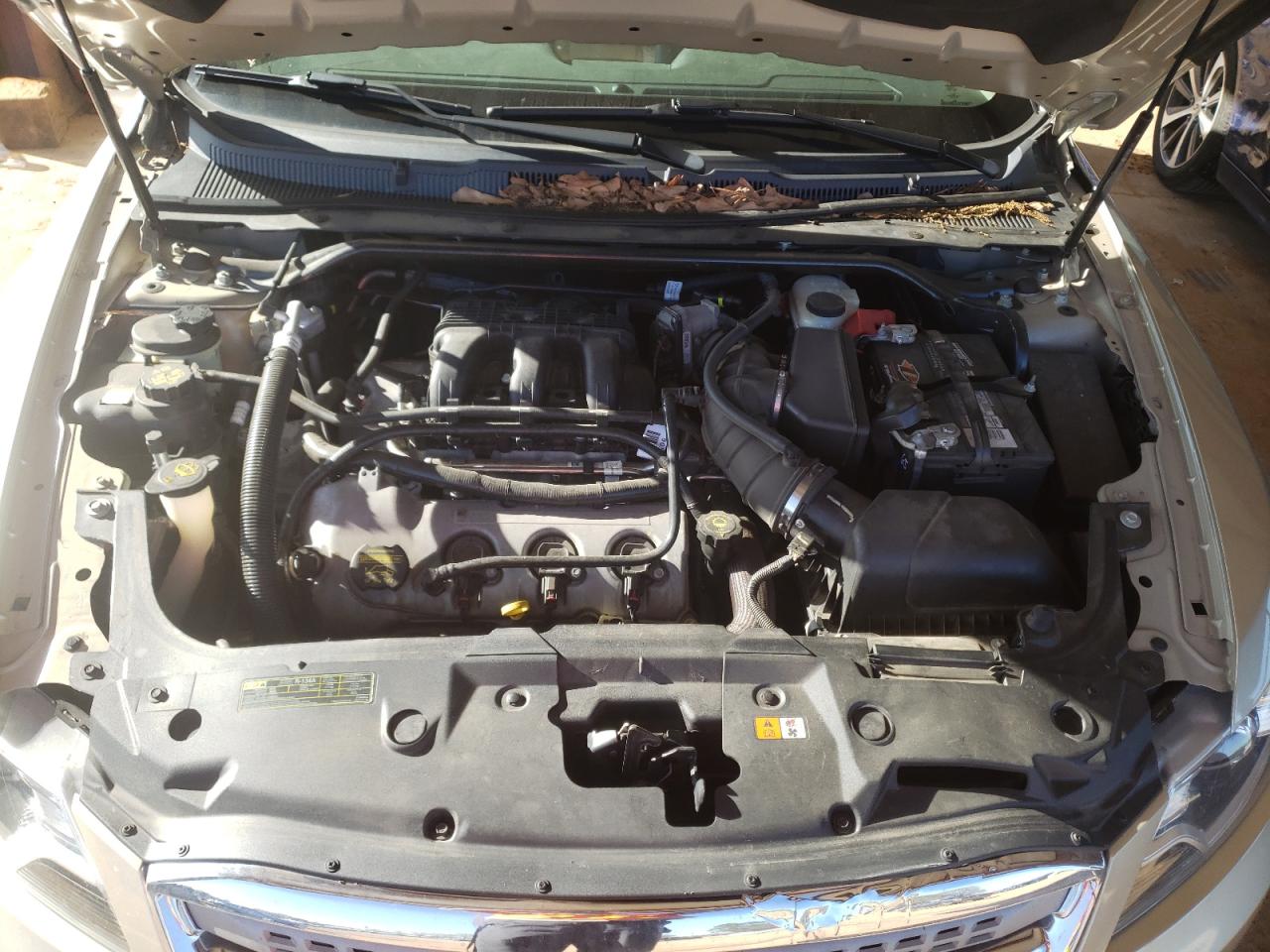 Photo 7 from auction – 2010 FORD TAURUS LIM with VIN 1FAHP2FW2AG125523