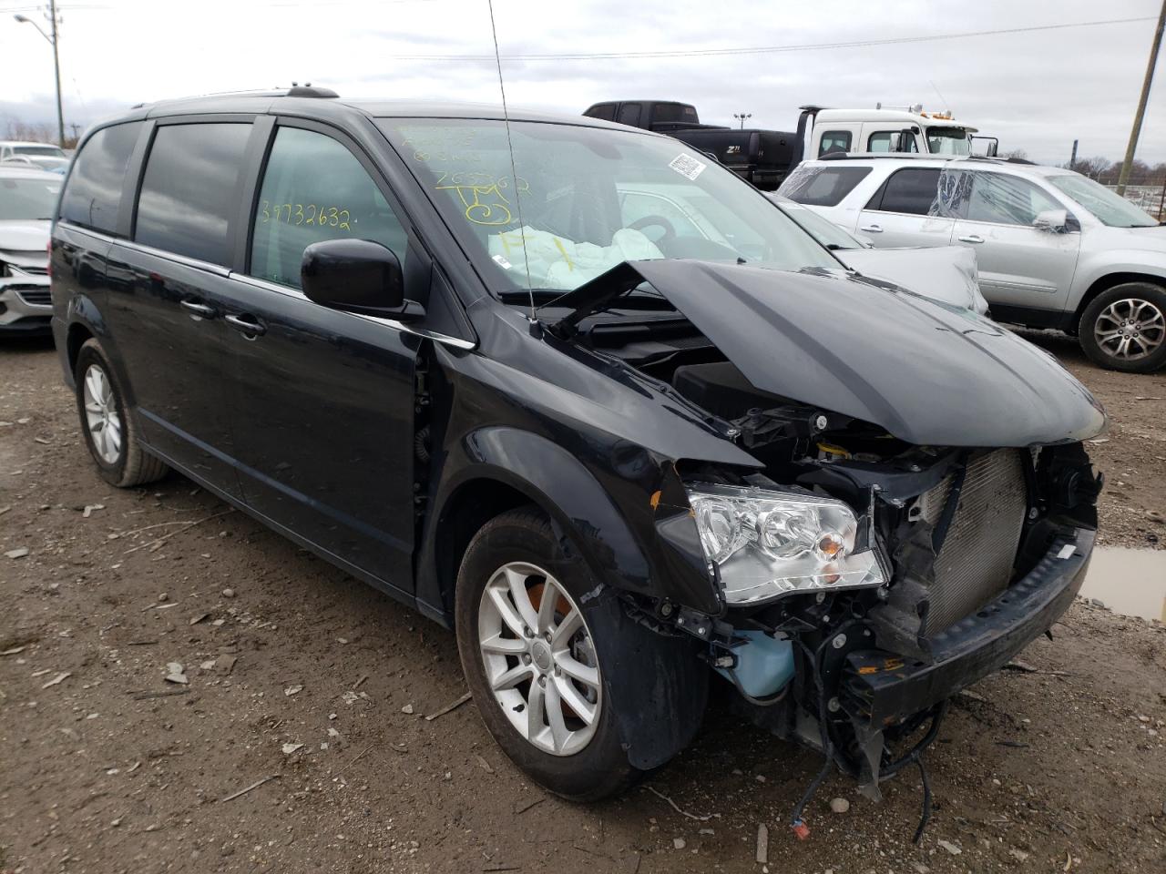 DODGE GRAND CARA 2019 with VIN 2C4RDGCG2KR765362 - Photo from auction