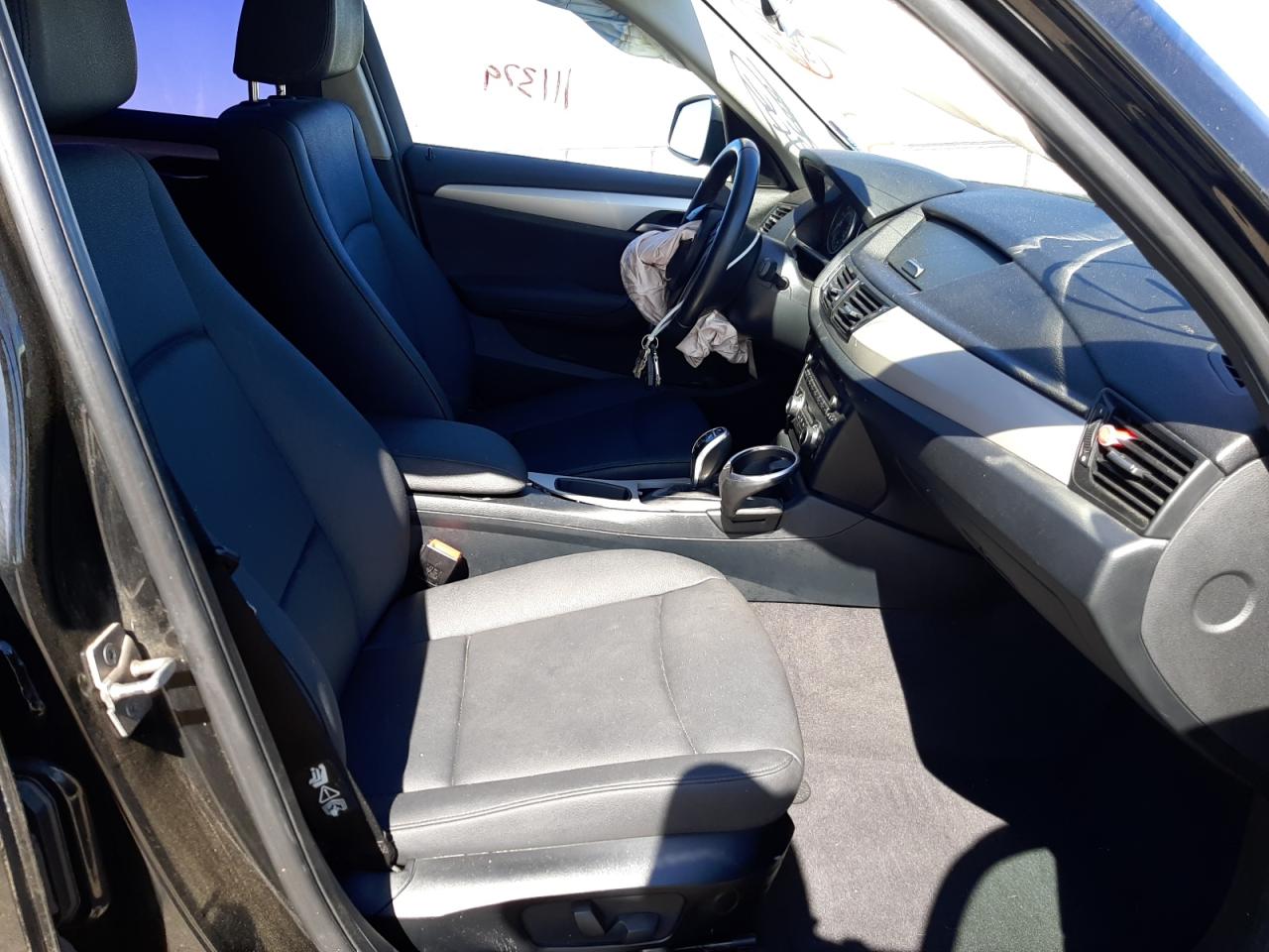 Photo 5 from auction – 2014 BMW X1 SDRIVE2 with VIN WBAVM1C50EVW56259