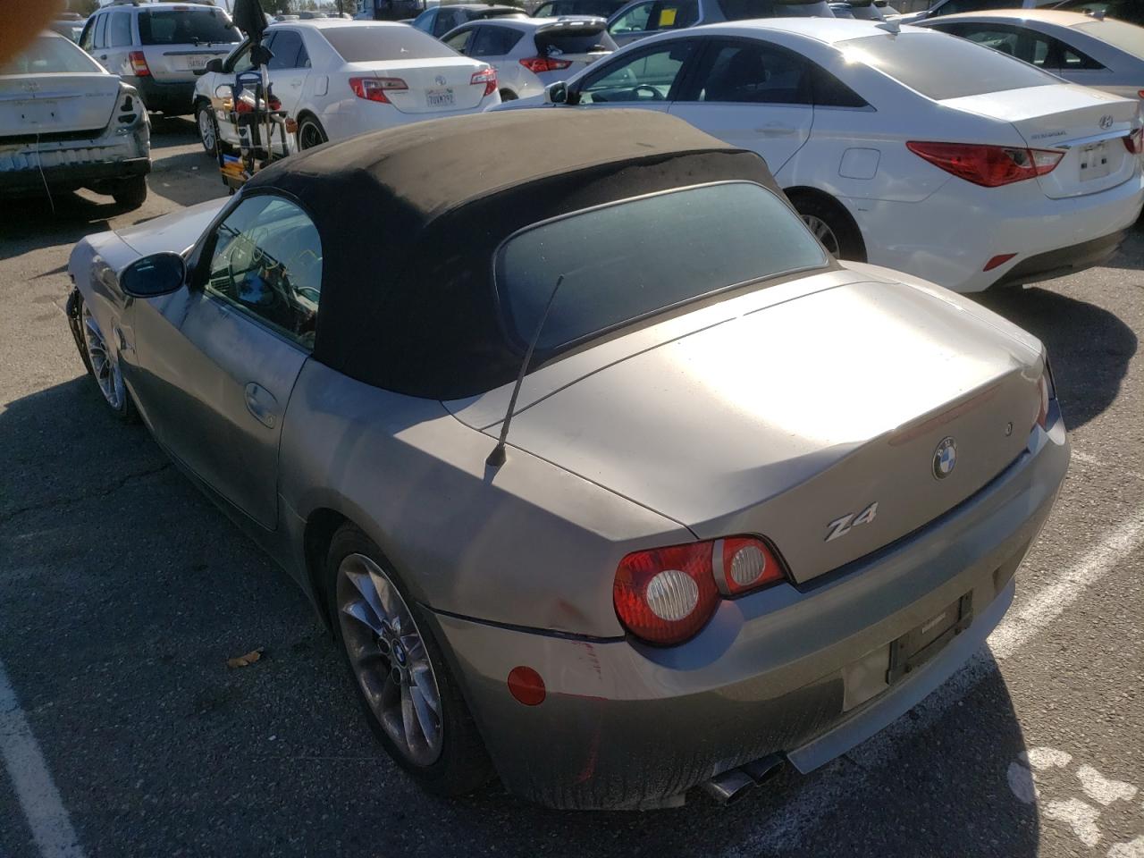 Photo 3 from auction – 2005 BMW Z4 2.5 with VIN 4USBT33545LS55081