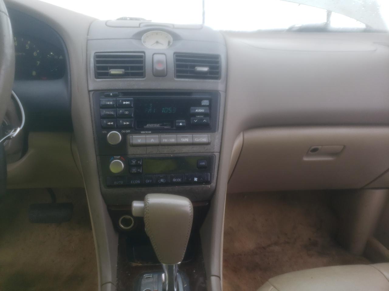 Photo 9 from auction – 2000 INFINITI I30 with VIN JNKCA31A7YT213975