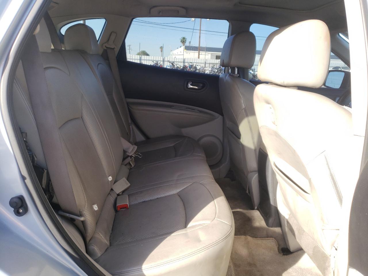 Photo 6 from auction – 2011 NISSAN ROGUE S with VIN JN8AS5MT3BW154092