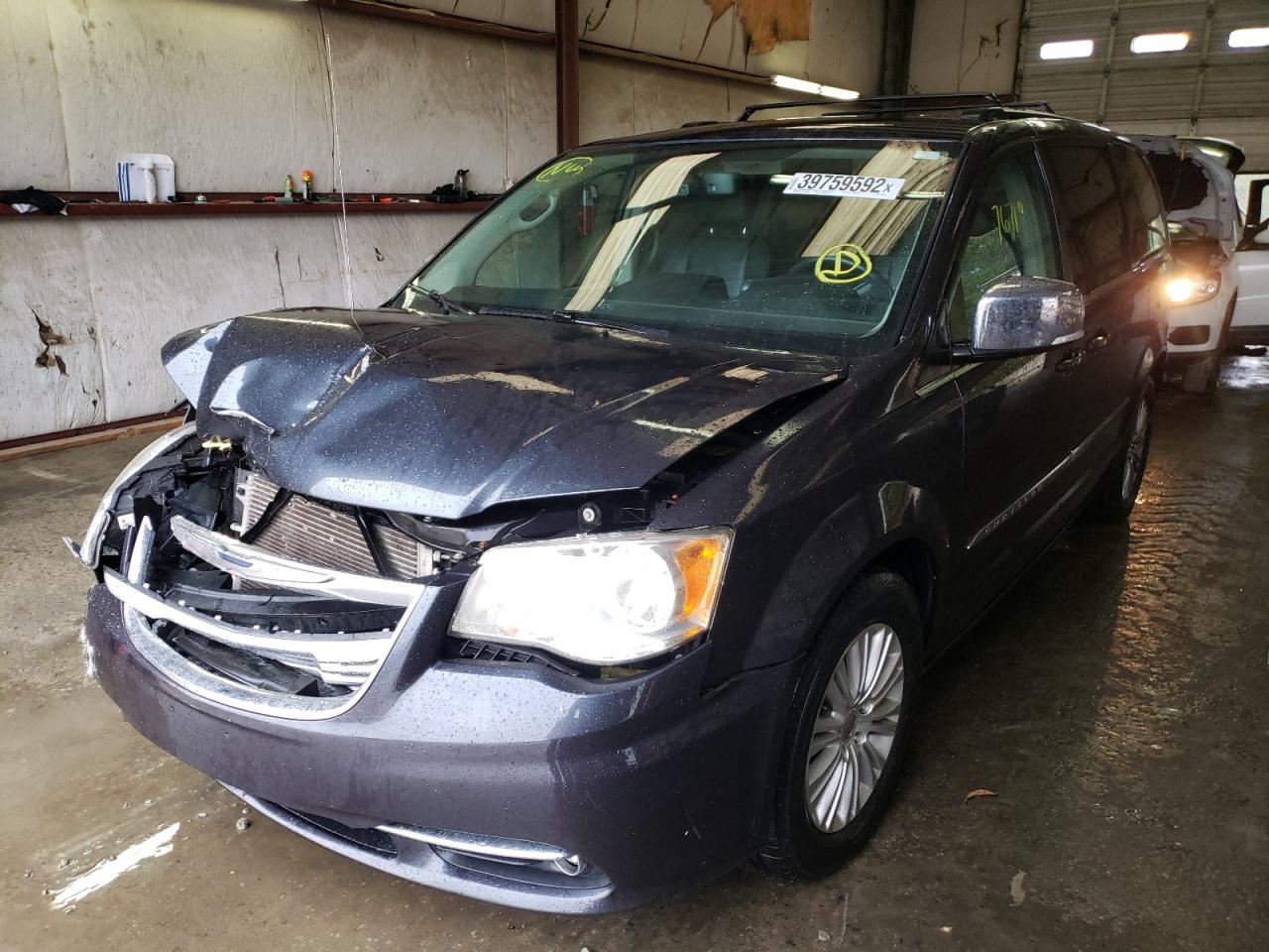 Photo 2 from auction – 2014 CHRYSLER TOWN & COU with VIN 2C4RC1CG7ER192110
