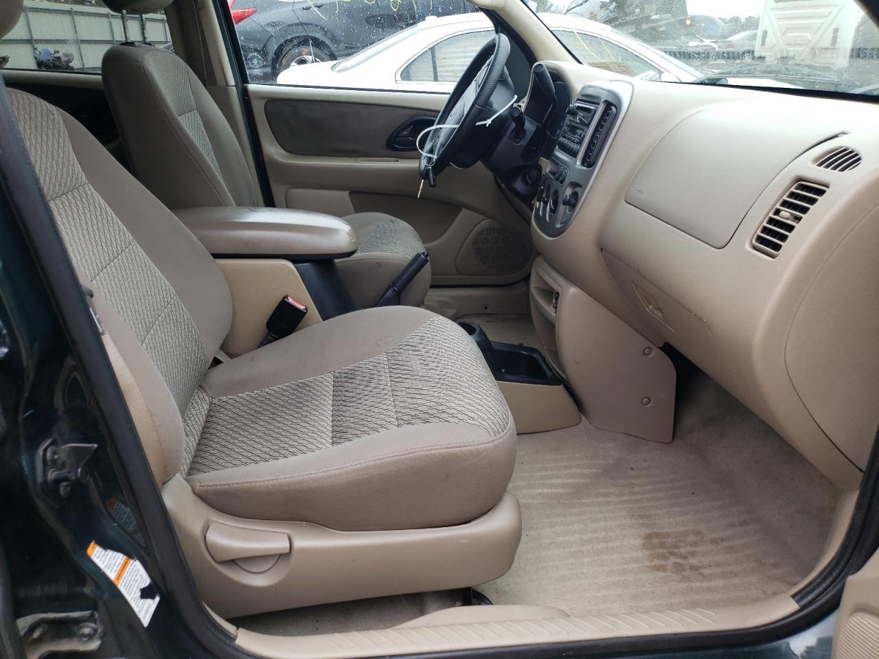 Foto 5 de la subasta – 2004 FORD ESCAPE XLT con VIN 1FMCU93194DA01927
