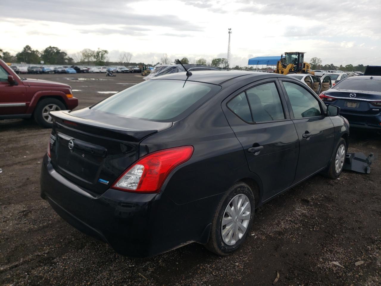 Photo 4 from auction – 2016 NISSAN VERSA S with VIN 3N1CN7AP6GL832770