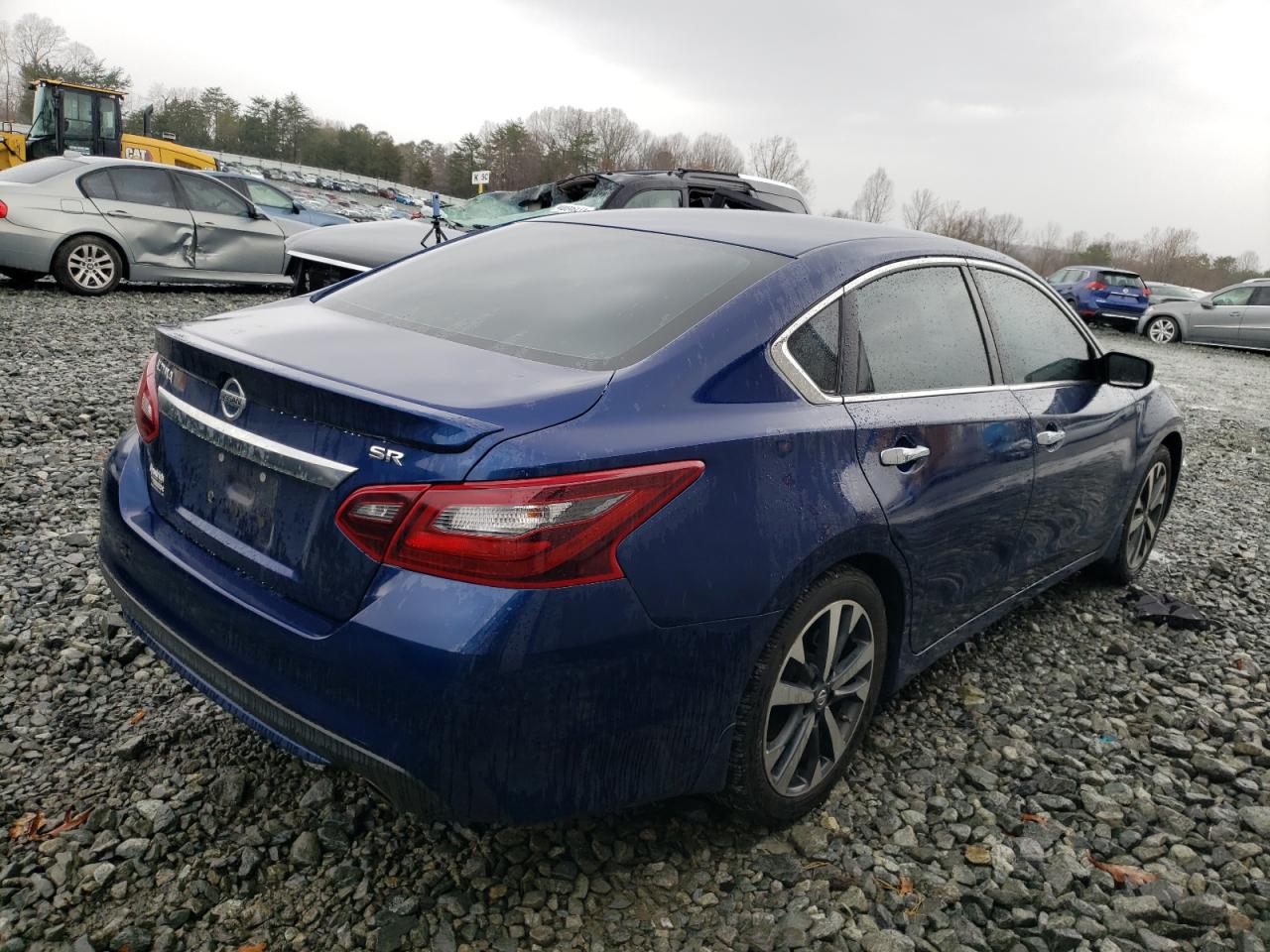 Photo 4 from auction – 2017 NISSAN ALTIMA 2.5 with VIN 1N4AL3AP4HC484747