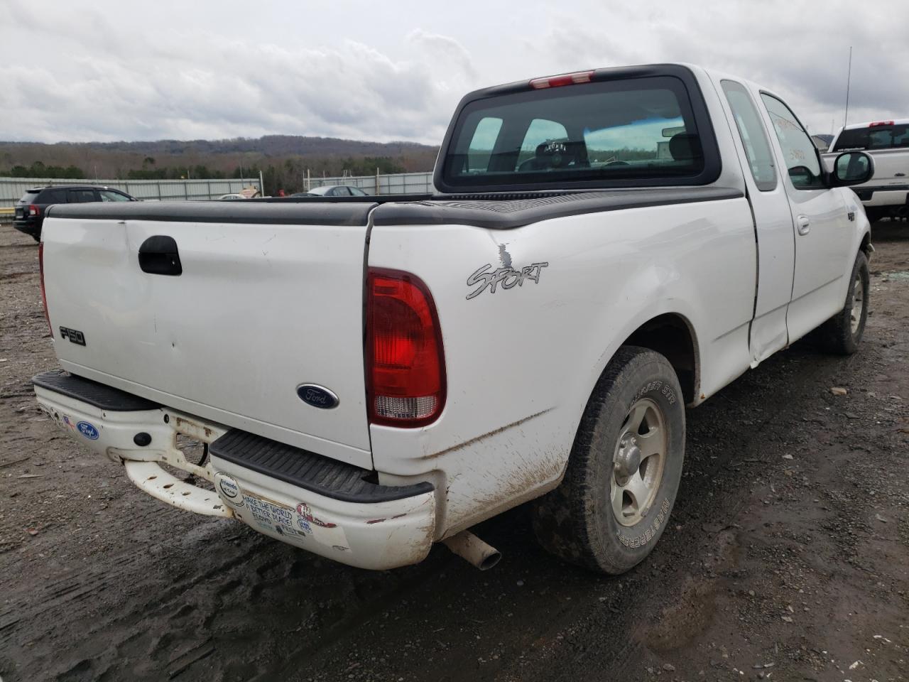 Photo 4 from auction – 2002 FORD F150 with VIN 1FTRX17242NB88706