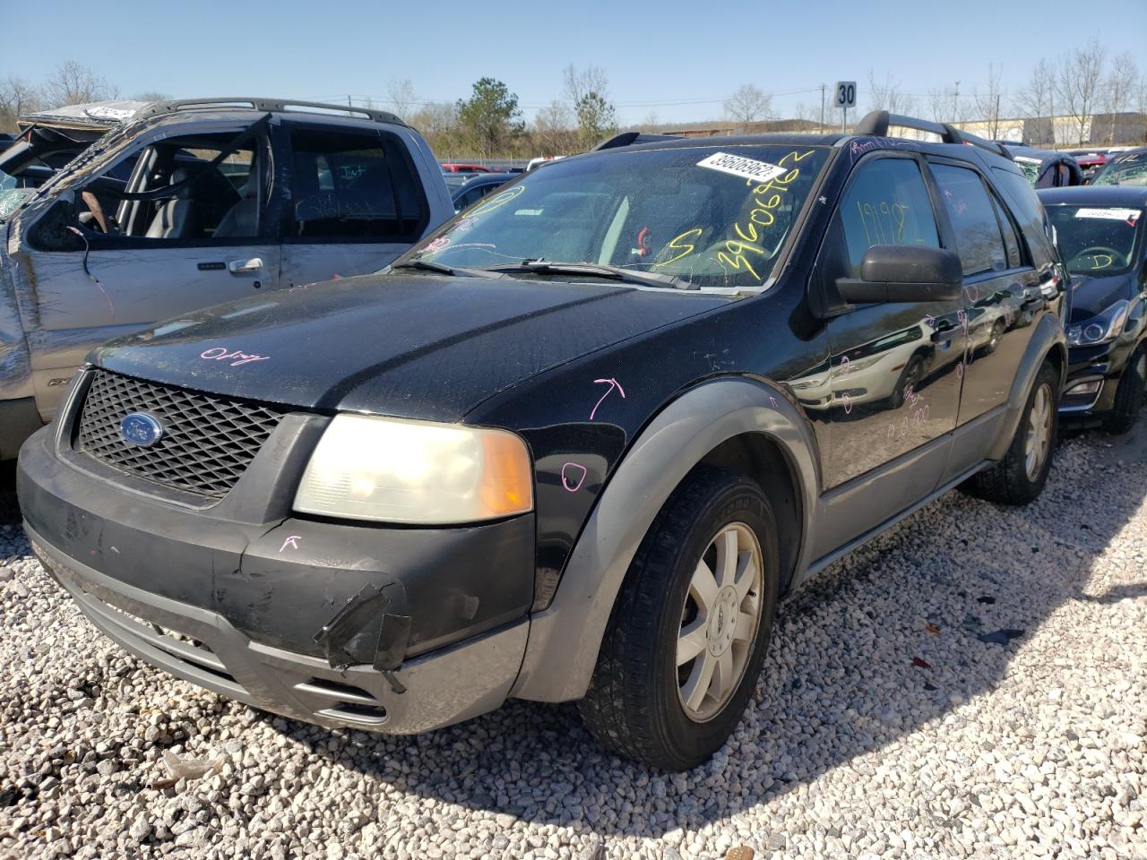 Photo 2 from auction – 2005 FORD FREESTYLE with VIN 1FMZK01165GA43325