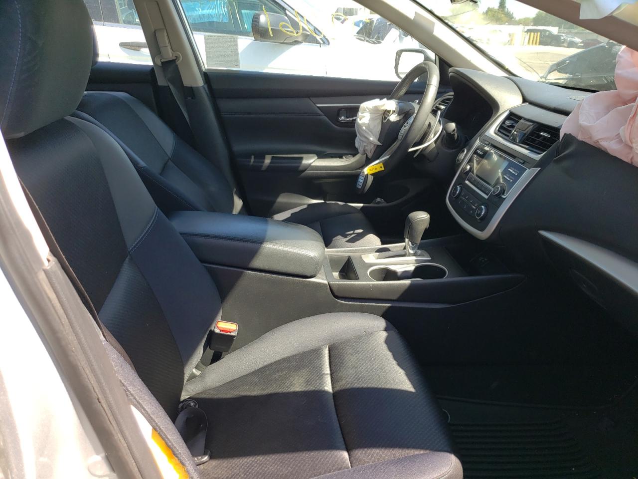 Photo 5 from auction – 2016 NISSAN ALTIMA 2.5 with VIN 1N4AL3AP4GC255595