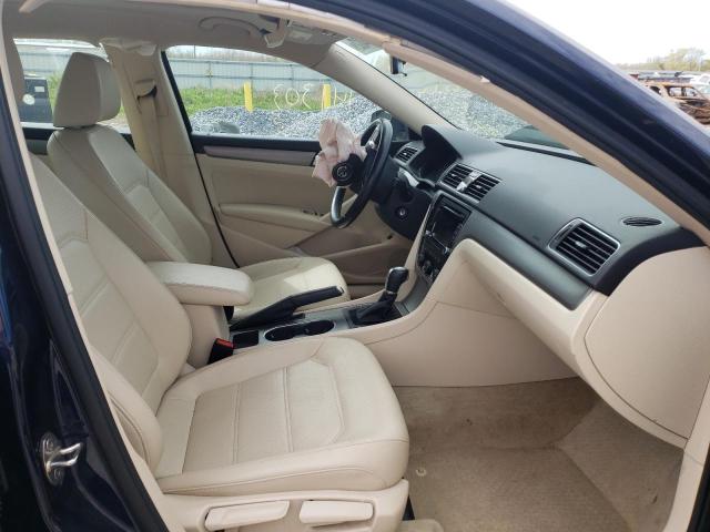 Photo 5 from auction – 2015 VOLKSWAGEN PASSAT SE with VIN 1VWBV7A37FC025767