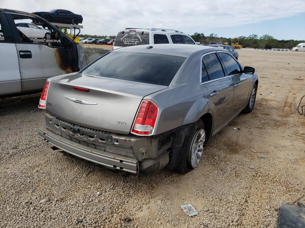 Photo 4 from auction – 2014 CHRYSLER 300 with VIN 2C3CCAAG0EH289104