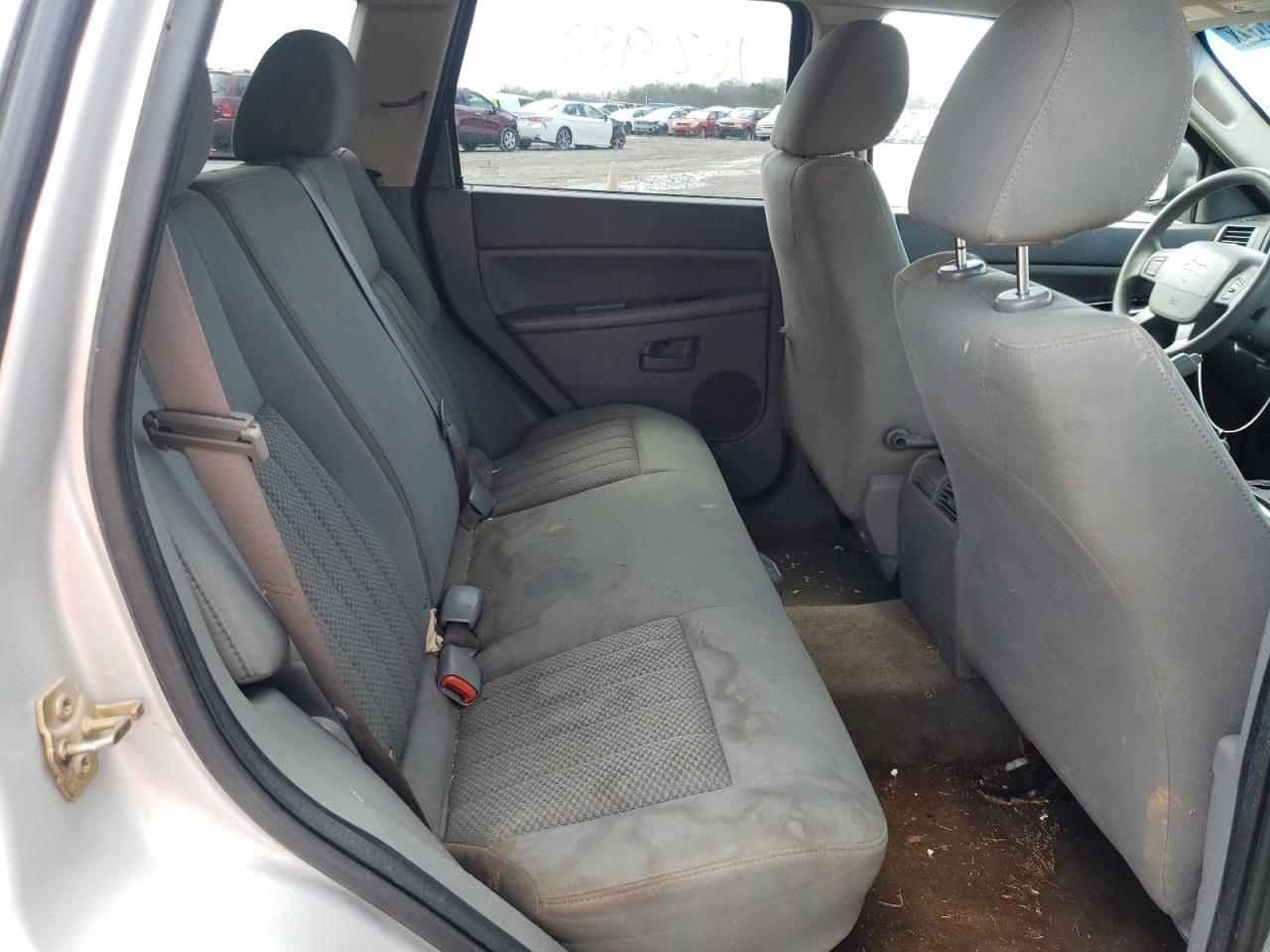 Photo 6 from auction – 2005 JEEP GRAND CHER with VIN 1J4GR48K35C710656