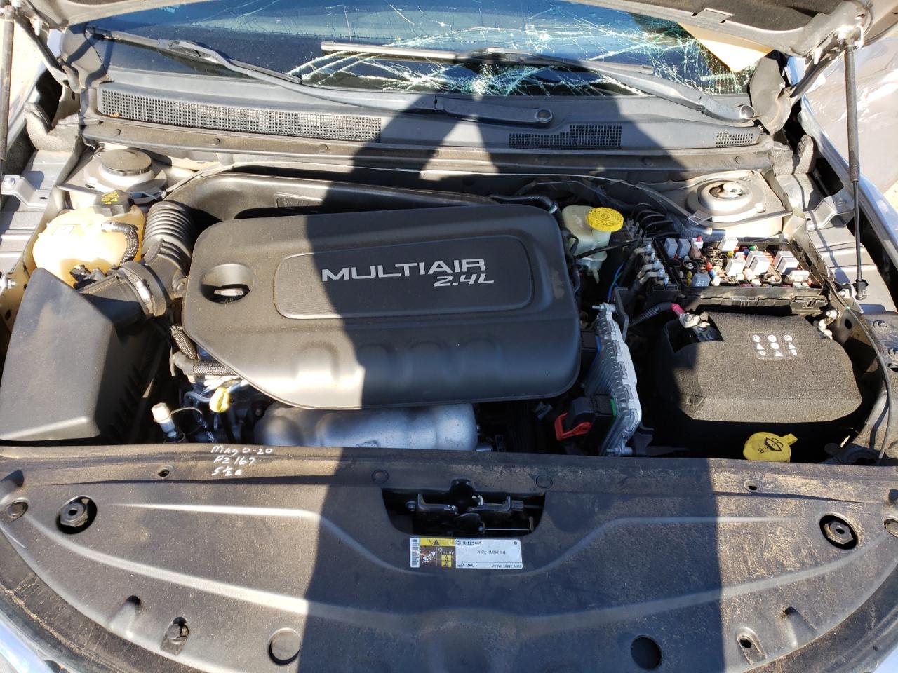 Photo 7 from auction – 2015 CHRYSLER 200 LIMITE with VIN 1C3CCCAB4FN642629