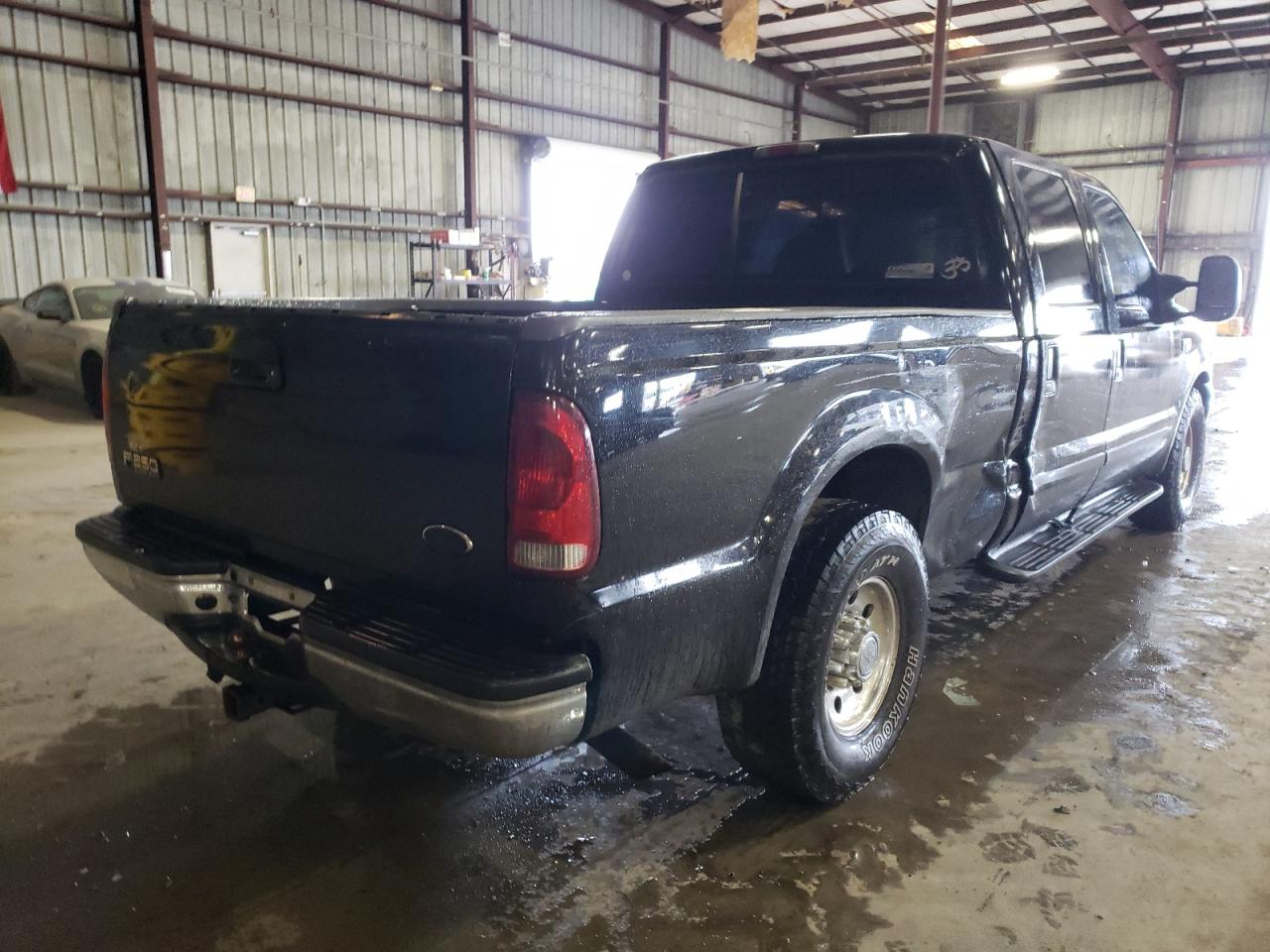 Photo 4 from auction – 2001 FORD F250 SUPER with VIN 1FTNW20L31EB45001