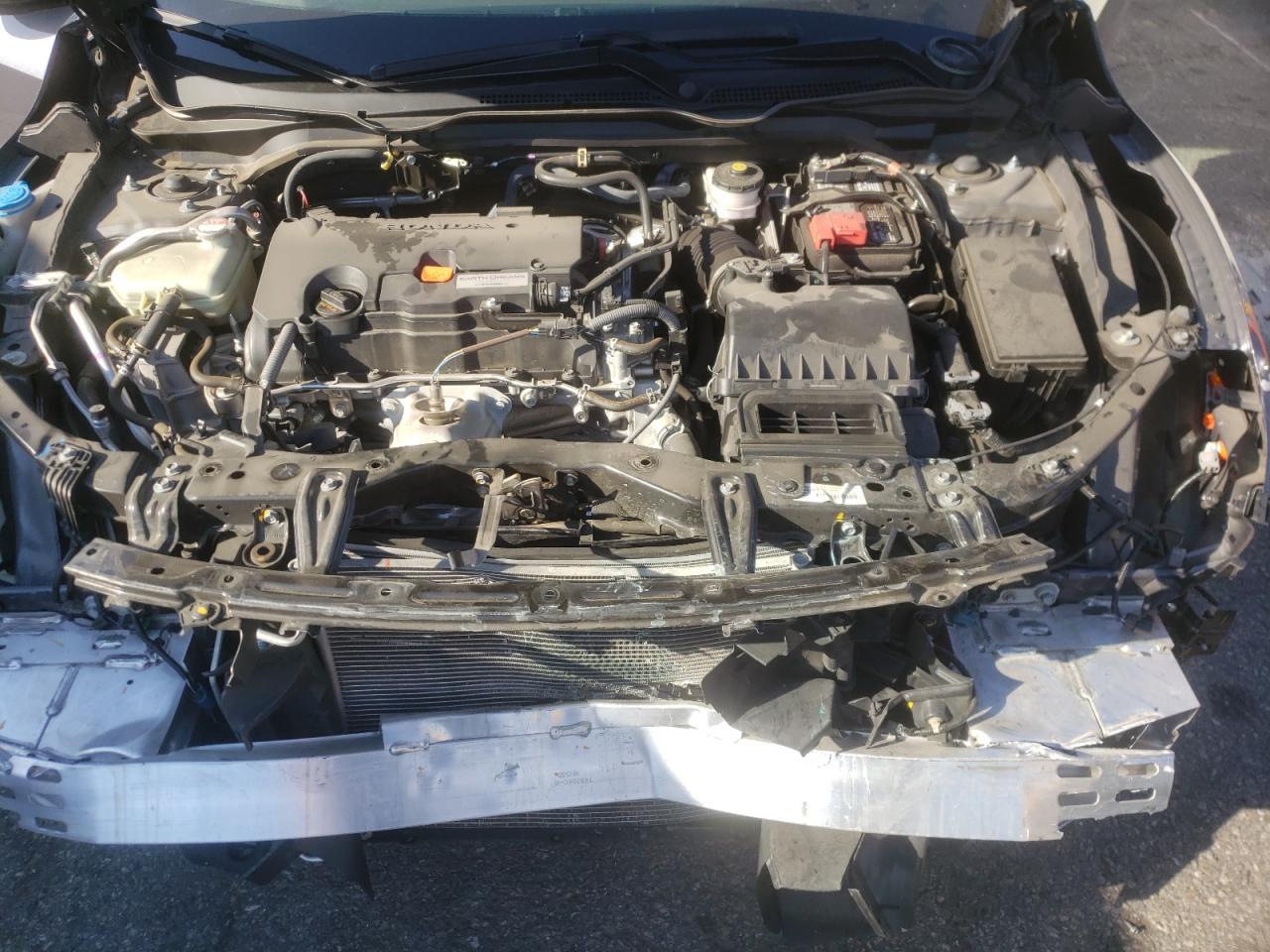 Photo 7 from auction – 2018 HONDA CIVIC LX with VIN 2HGFC2F57JH571743