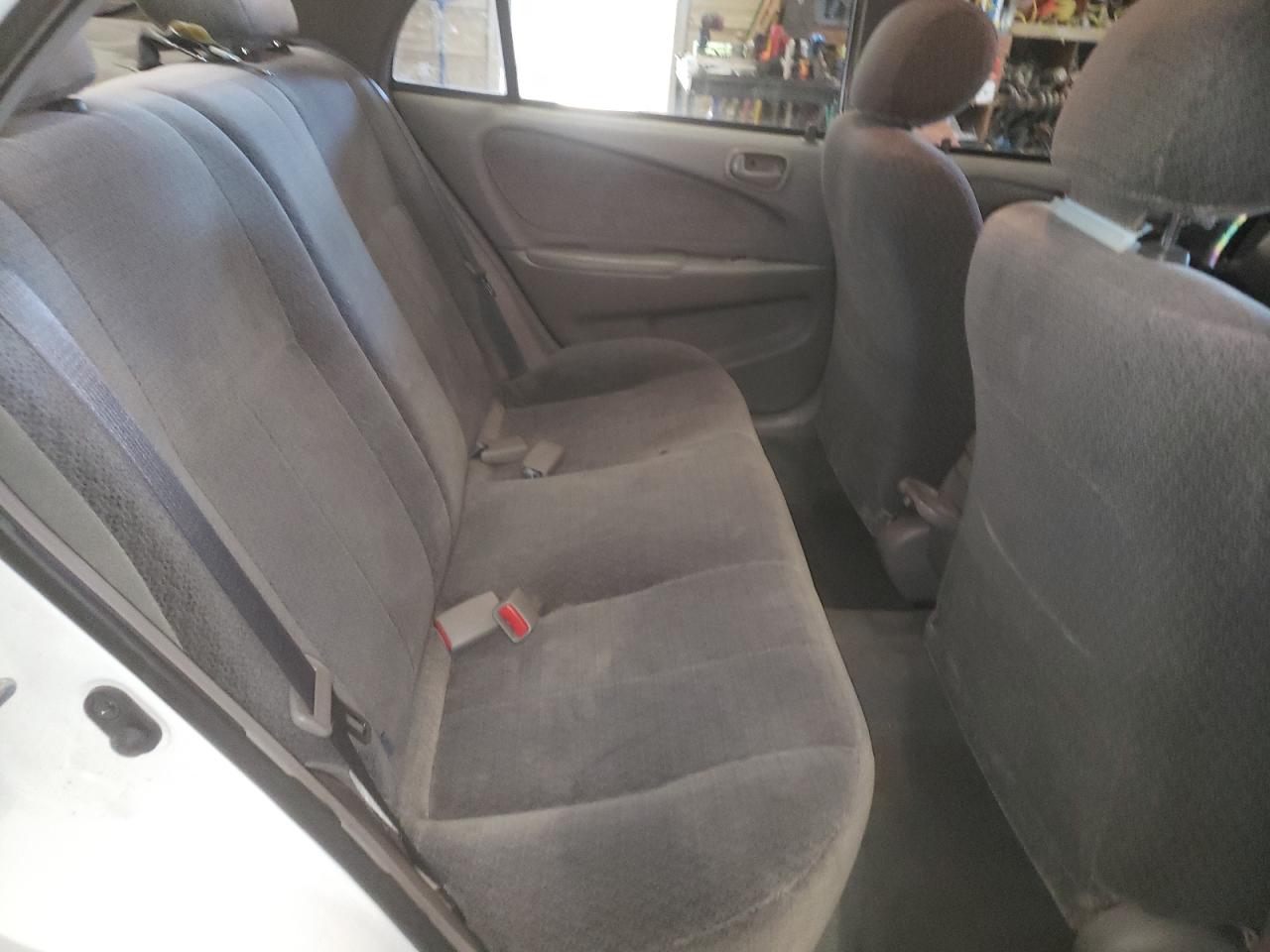 Photo 6 from auction – 2001 TOYOTA COROLLA CE with VIN 1NXBR12E01Z562239
