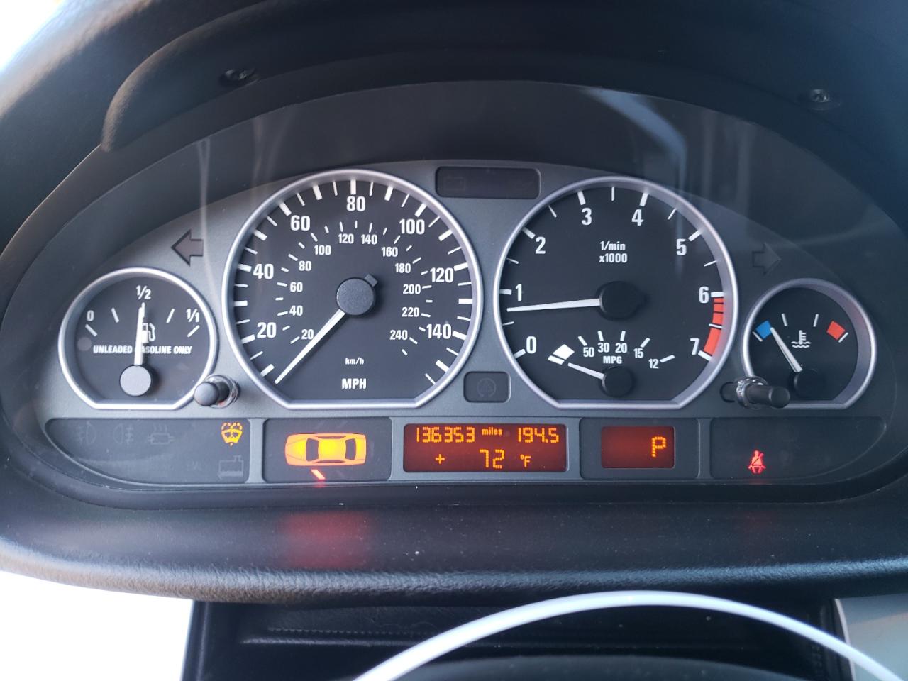 Photo 8 from auction – 2001 BMW 330 I with VIN WBAAV53401FJ71246