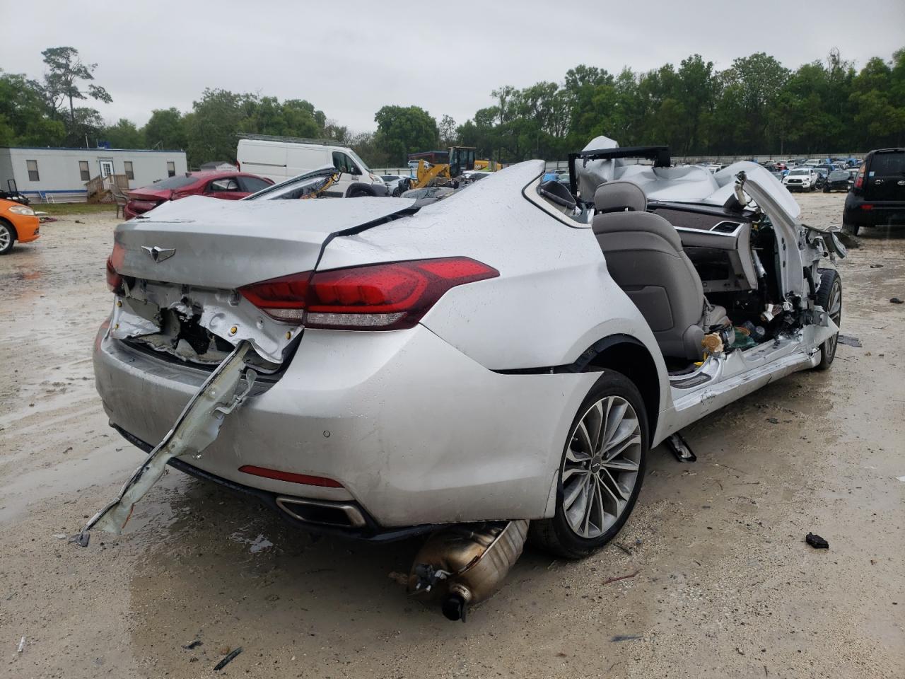 Photo 4 from auction – 2017 GENESIS G80 with VIN KMHGN4JE2HU167185