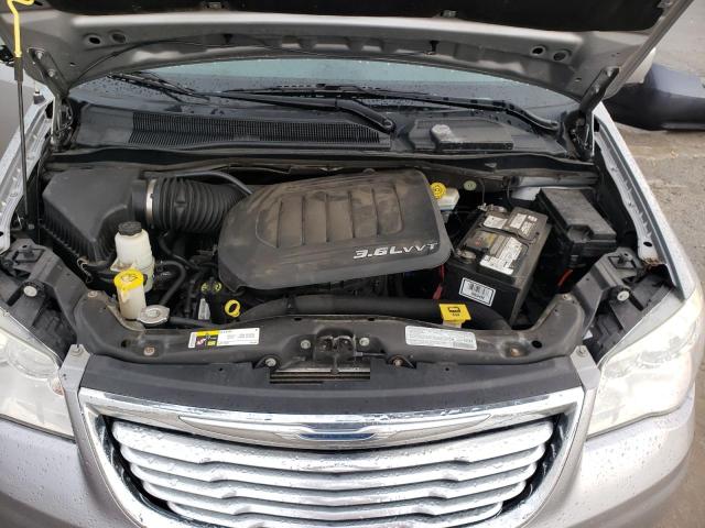 Photo 7 from auction – 2013 CHRYSLER TOWN & COU with VIN 2C4RC1BG5DR632146