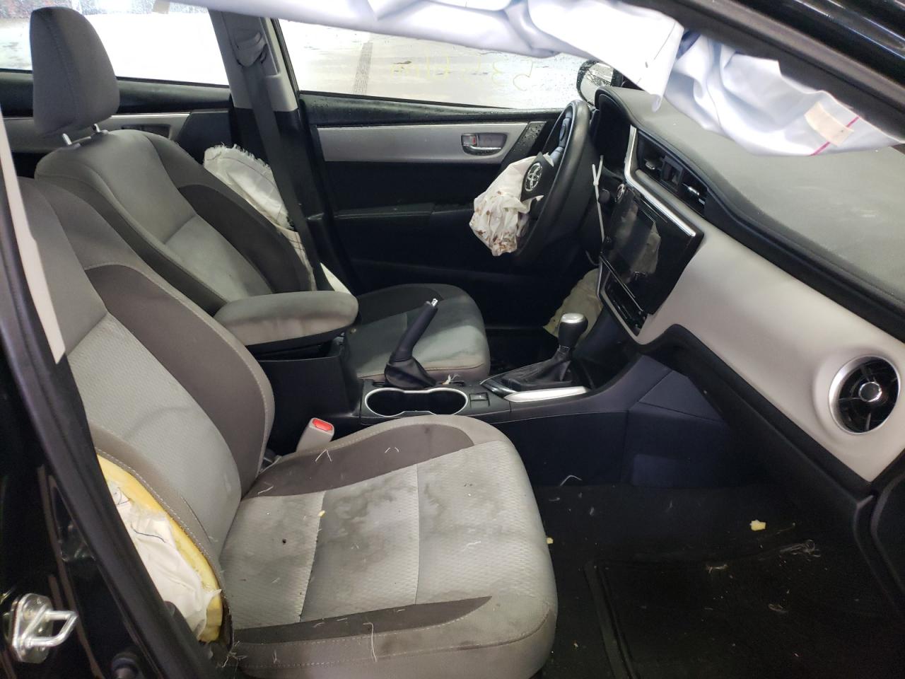 Photo 5 from auction – 2018 TOYOTA COROLLA L with VIN 2T1BURHE3JC070066