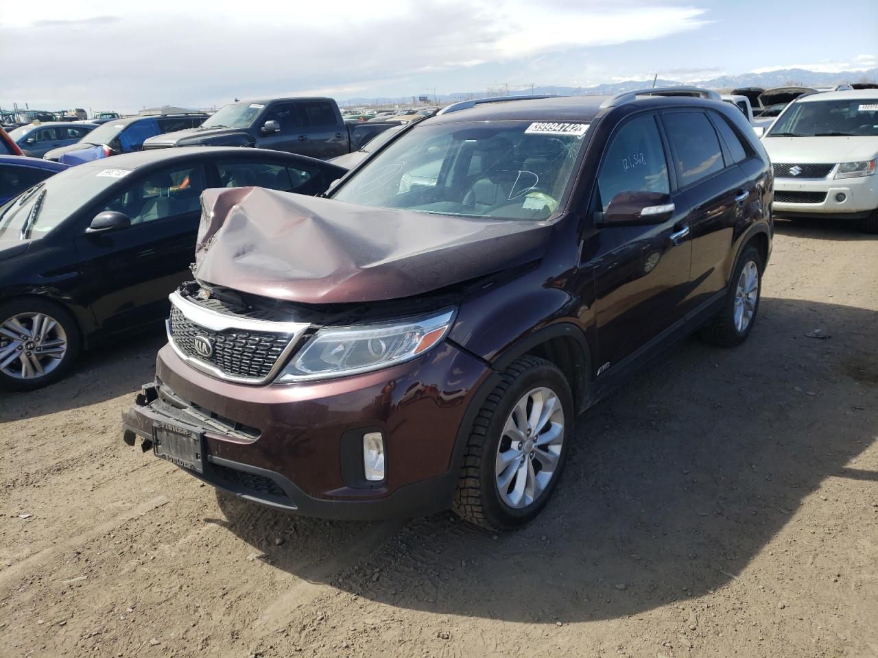 Photo 2 from auction – 2015 KIA SORENTO EX with VIN 5XYKUDA75FG628641