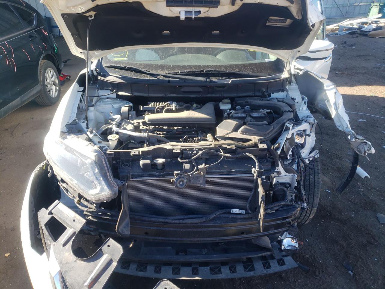 Photo 7 from auction – 2016 NISSAN ROGUE S with VIN KNMAT2MV6GP714441