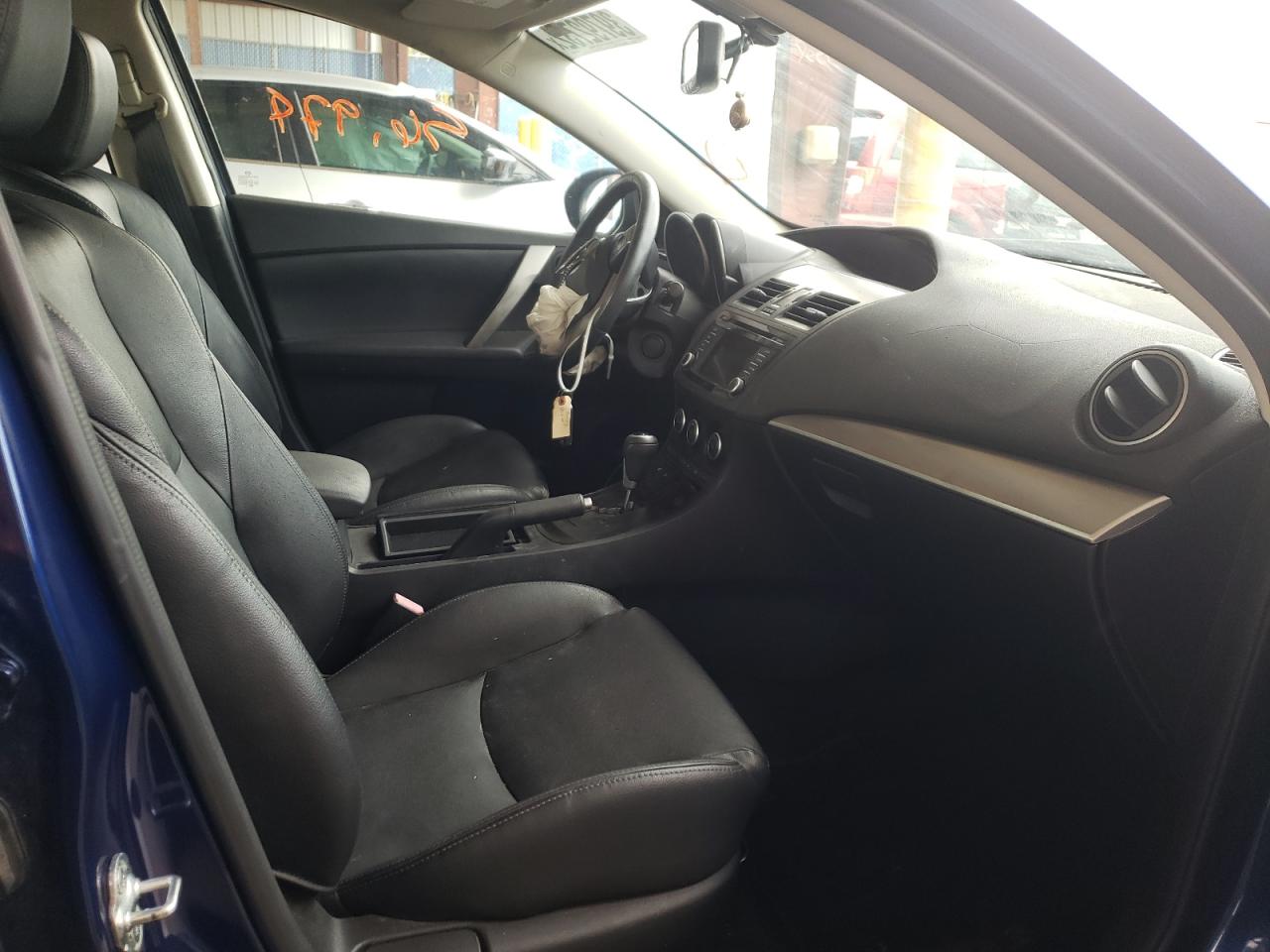 Photo 5 from auction – 2013 MAZDA 3 I with VIN JM1BL1W74D1761852