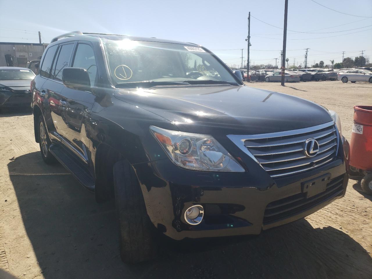 Photo 1 from auction – 2011 LEXUS LX 570 with VIN JTJHY7AX8B4076428