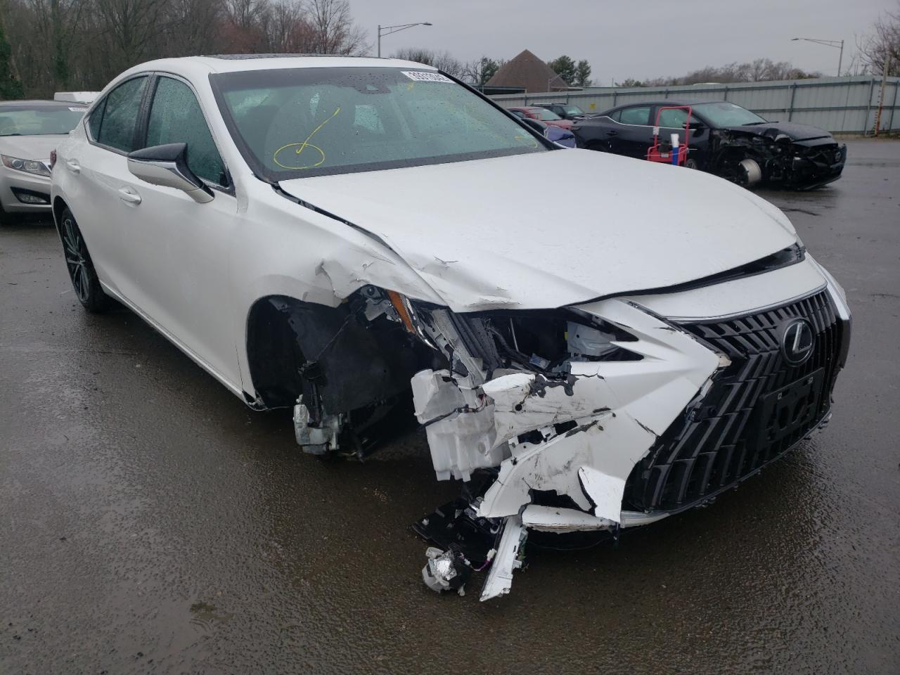 Фото 1 с аукциона – 2022 LEXUS ES с VIN 58ADZ1B11NU111518