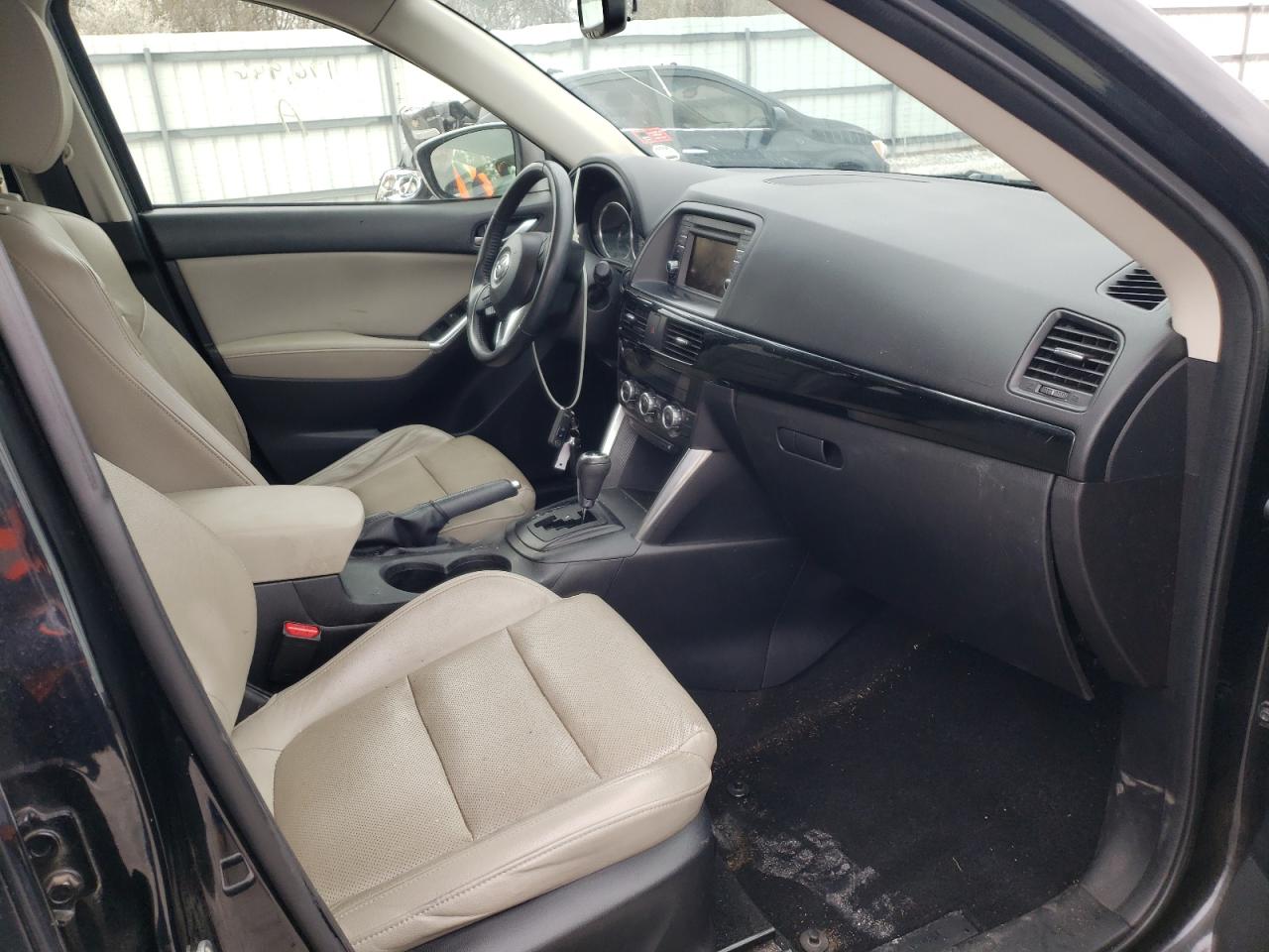 Photo 5 from auction – 2014 MAZDA CX-5 GT with VIN JM3KE4DY4E0358167