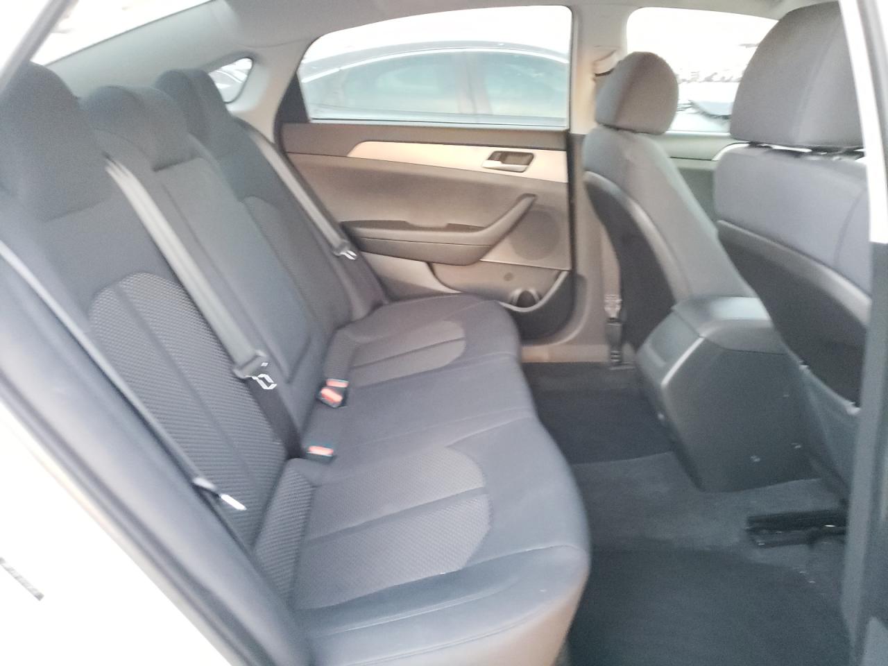 Photo 6 from auction – 2019 HYUNDAI SONATA SE with VIN 5NPE24AF7KH768526