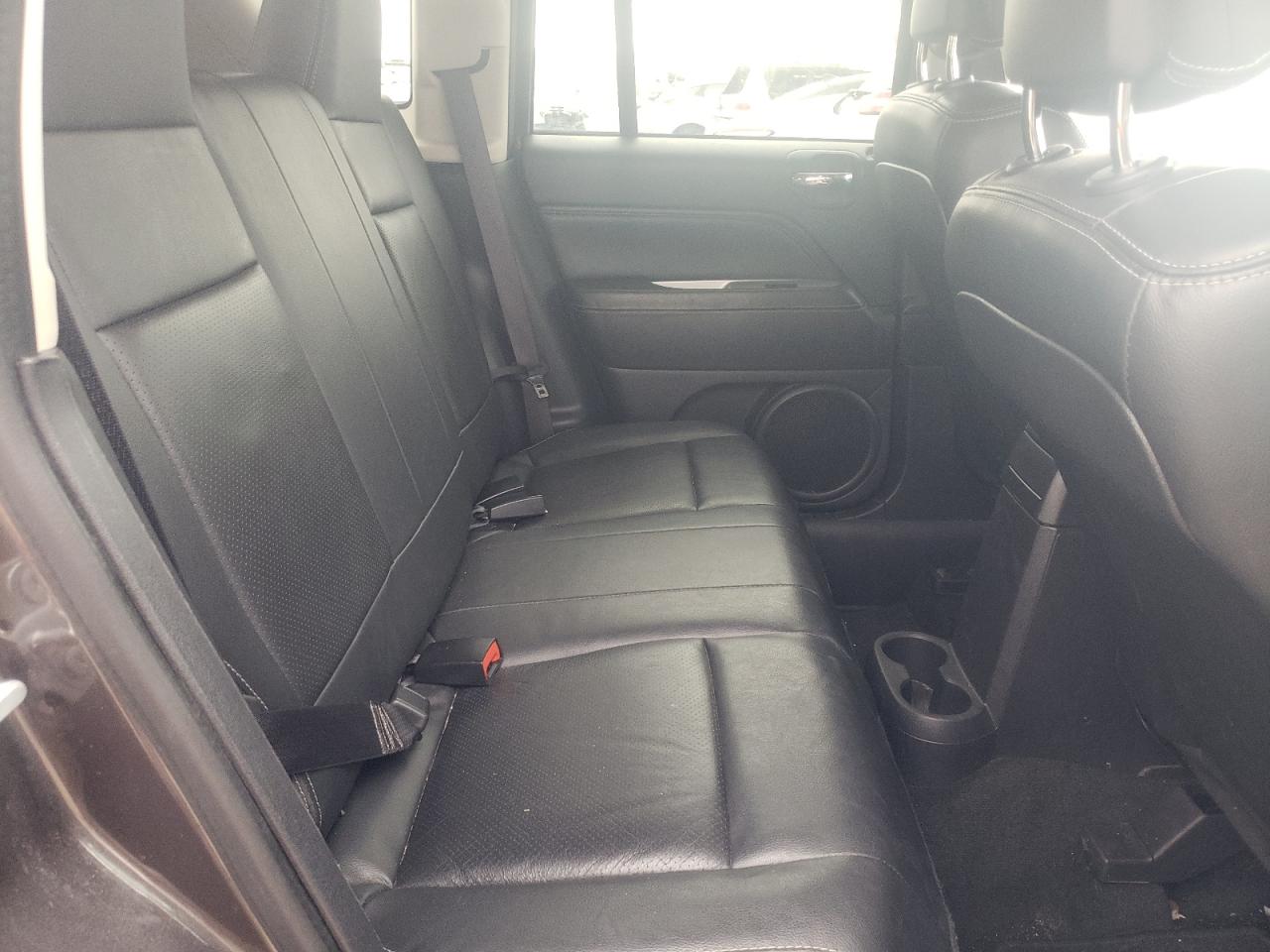 Photo 6 from auction – 2016 JEEP COMPASS LA with VIN 1C4NJCEA8GD785215