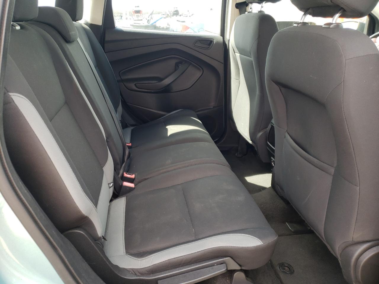 Photo 6 from auction – 2013 FORD ESCAPE S with VIN 1FMCU0F76DUC51959